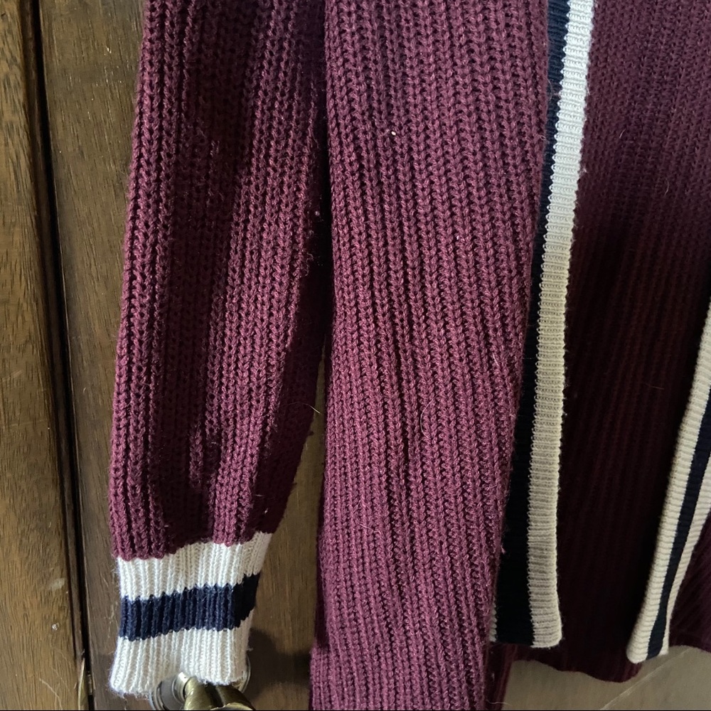 Cardigan - Picture 2 of 3